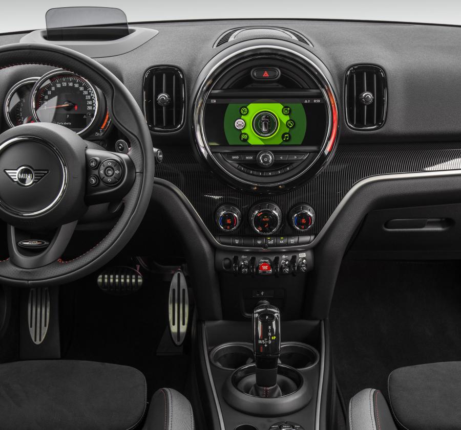 Торпедо Mini John Cooper Works Countryman (F60) 2017 года  (LA) (фото 27 из 41)